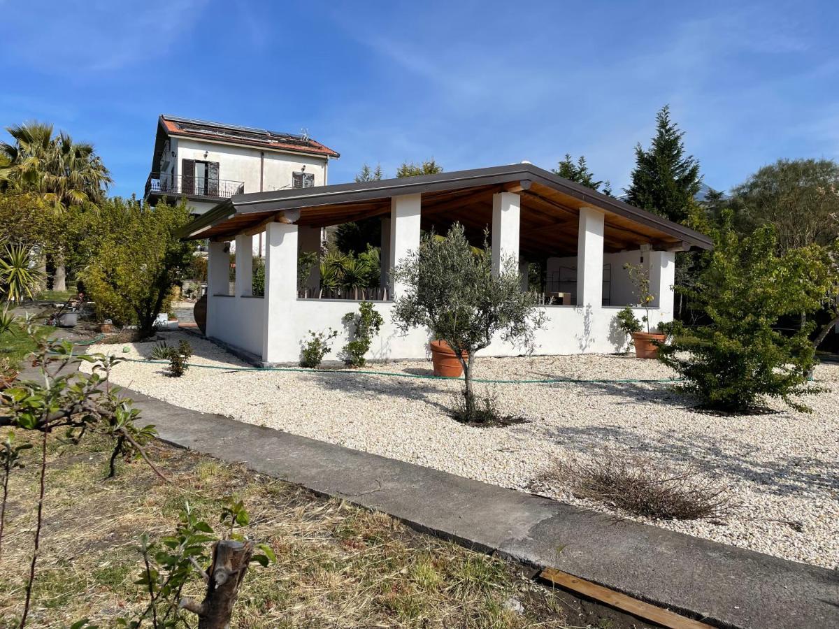 Etna Petit Relais Bed & Breakfast Nicolosi Bagian luar foto