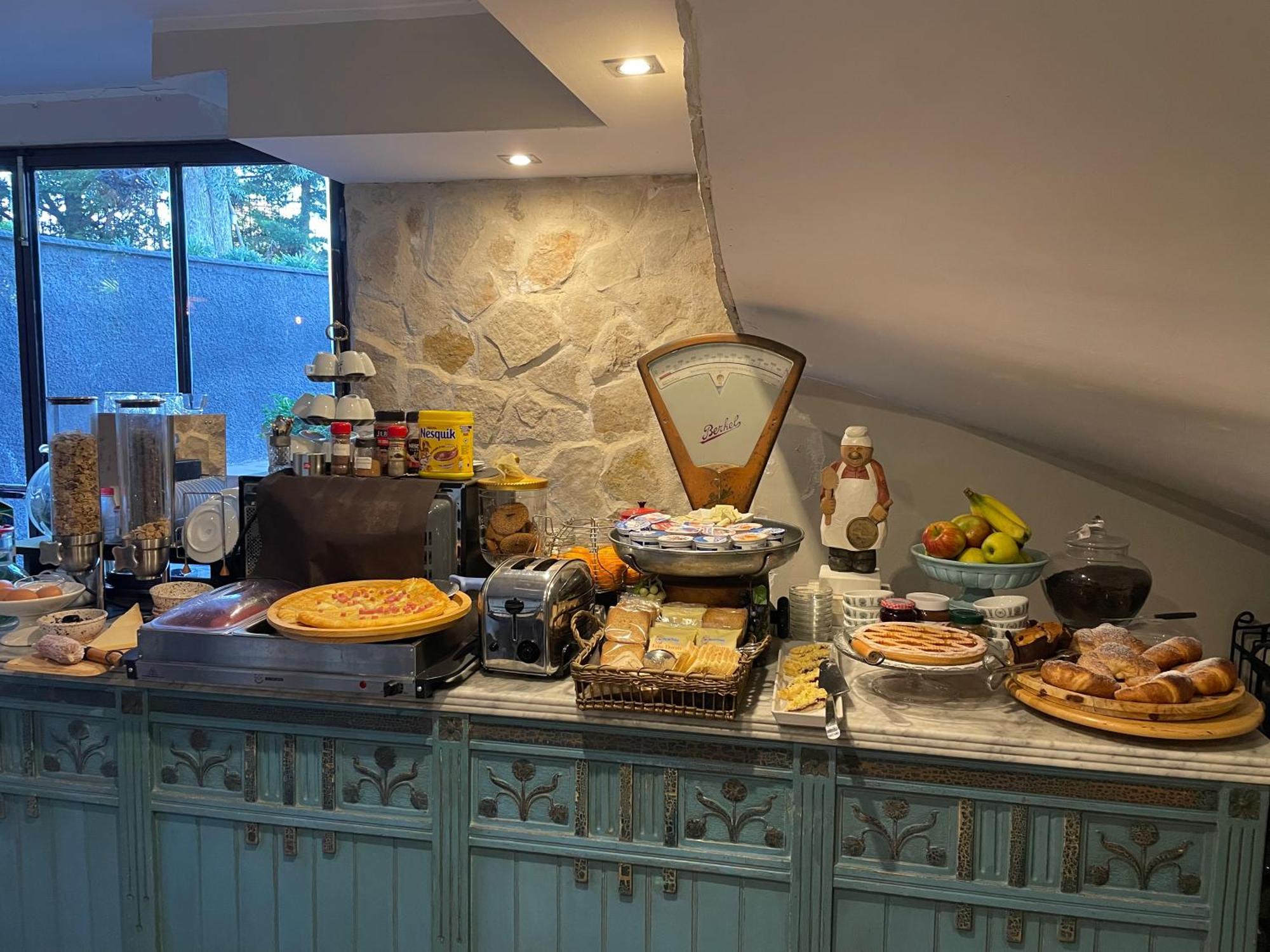 Etna Petit Relais Bed & Breakfast Nicolosi Bagian luar foto