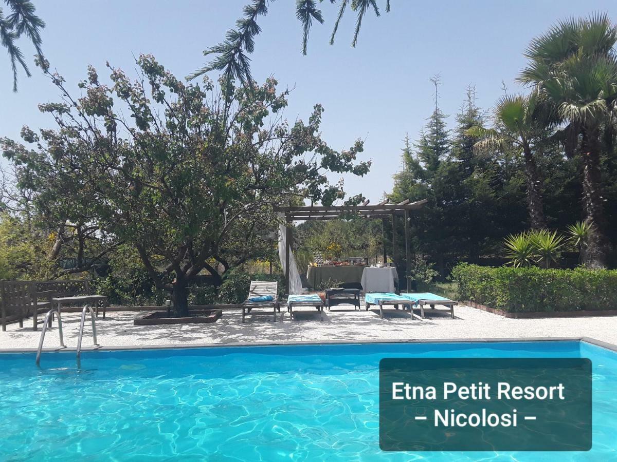 Etna Petit Relais Bed & Breakfast Nicolosi Bagian luar foto